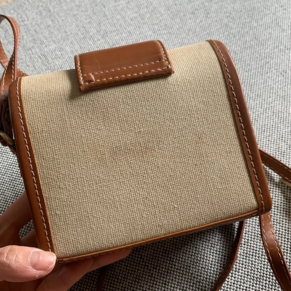 ModCloth Structured Box Purse - Picture 9 of 10